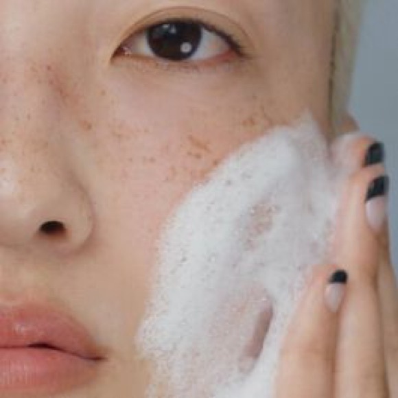 🌷🌷🌷 SHU UEMURA Botanicoil Indulging Cleansing Foam 🌷🌷🌷 - Picture 5 of 6